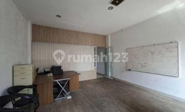Dijual Ruko Strategis Pusat Kota Surakarta Luas 127m2 BU!!