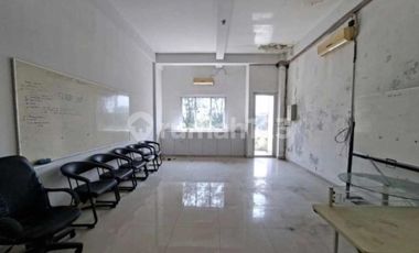 Dijual Ruko Strategis Pusat Kota Surakarta Luas 127m2 BU!!
