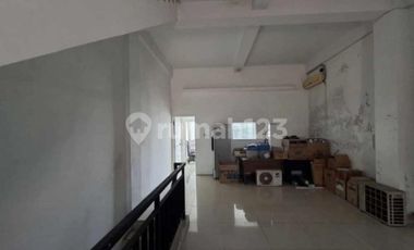Dijual Ruko Strategis Pusat Kota Surakarta Luas 127m2 BU!!