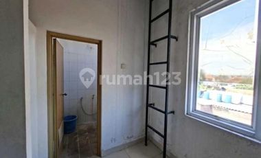 Dijual Ruko Strategis Pusat Kota Surakarta Luas 127m2 BU!!