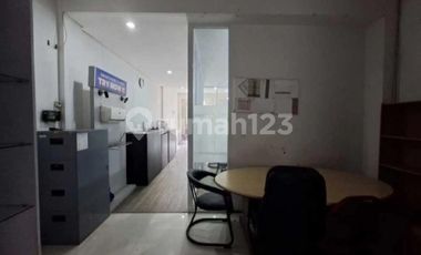 Dijual Ruko Strategis Pusat Kota Surakarta Luas 127m2 BU!!