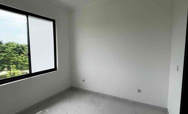 CASH / KPR - Rumah Golf Island PIK 5x15 (3 Lantai)