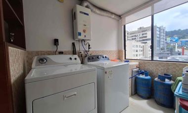 Departamento en renta amoblado de 4 habitaciones en sector Megamaxi, Quito  221 m², Penthouse con guardianía