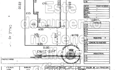 CASA EN VENTA, ESQUINA, TERRENO EXCEDENTE