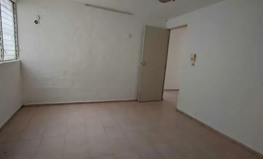 CASA EN VENTA, ESQUINA, TERRENO EXCEDENTE