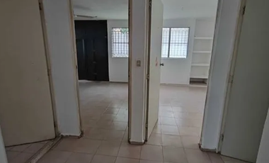 CASA EN VENTA, ESQUINA, TERRENO EXCEDENTE
