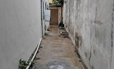 CASA EN VENTA, ESQUINA, TERRENO EXCEDENTE