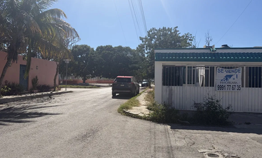 CASA EN VENTA, ESQUINA, TERRENO EXCEDENTE