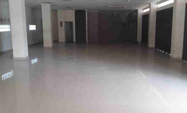 Sewa Space Komersial Siap Pakai Tanpa Sekat di Jalan Raya Tajur - Bogor