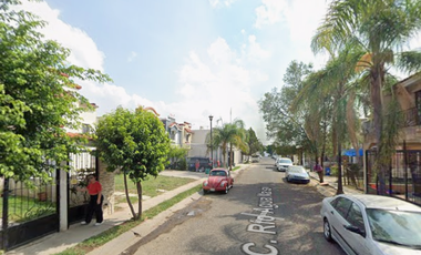 CASA EXCELENTE OPORTUNIDAD DE INVERSIÓN, ATRAVES DE UNA CESIÓN DE DERECHOS.