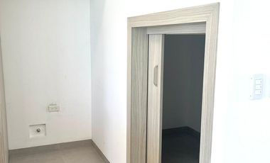 Casa de Venta en La Morita, Tumbaco, con entrada independiente