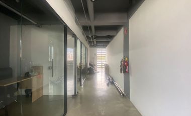 Oficina en Arriendo en La Esmeraldal Itagui, Envigado Antioquia