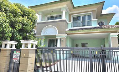 Super Luxury Single House for Sale, Nanthawan Suanluang Ro. 9, large size, 3-bed, 3-bath, 1-maid, 5 parking, Good condition, Original layout
