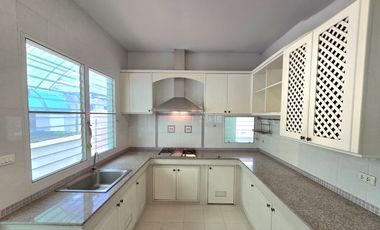 Super Luxury Single House for Sale, Nanthawan Suanluang Ro. 9, large size, 3-bed, 3-bath, 1-maid, 5 parking, Good condition, Original layout