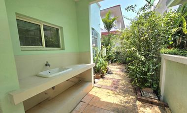 Super Luxury Single House for Sale, Nanthawan Suanluang Ro. 9, large size, 3-bed, 3-bath, 1-maid, 5 parking, Good condition, Original layout