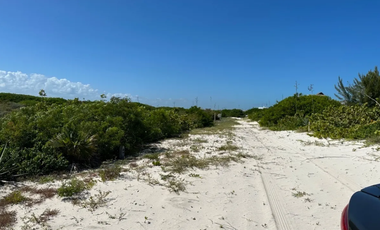 Terreno en venta, 3era. Fila, vista al norte en San Benito, Yucatan