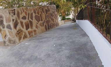TERRENO CON TERRAZA CUEXCOMATITLAN