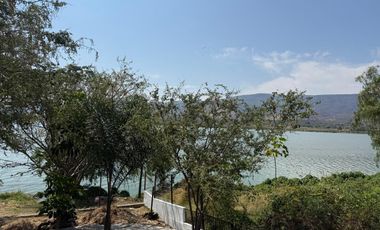 TERRENO CON TERRAZA CUEXCOMATITLAN
