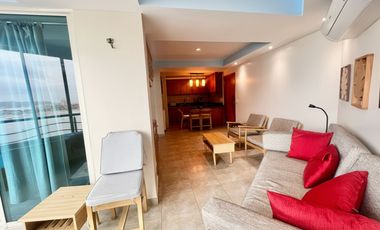 ÚNICA SUITE FRENTE AL MAR CON PISCINA, PARQUEO, Y MAS AMENITIES