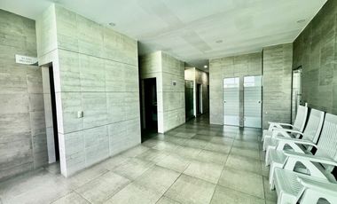 ÚNICA SUITE FRENTE AL MAR CON PISCINA, PARQUEO, Y MAS AMENITIES