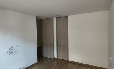 Apartamento en Conjunto con Club House en el Plan
