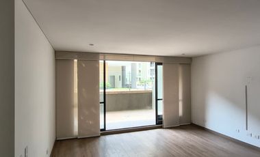 Apartamento en Conjunto con Club House en el Plan