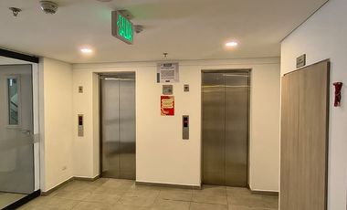 Apartamento en Conjunto con Club House en el Plan
