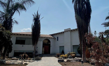 Casa como Terreno en La Planicie – 1,650 m² en Zona Exclusiva y Privilegiada