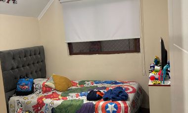 Casa 3 dormitorios, quincho. Condominio Chiguayanet