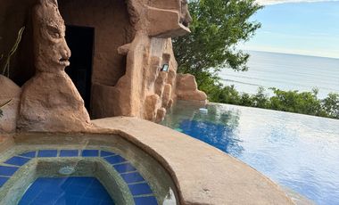 Casa con piscina en OLON