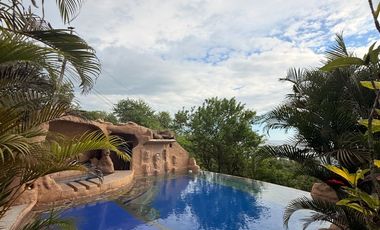 Casa con piscina en OLON