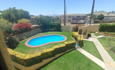 Exclusivo Departamento en Condominio con Inmejorable Ubicación.