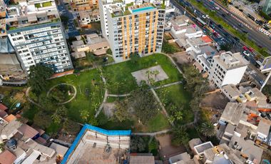 Departamento en Venta en Surco, Jirón República de Líbano | 1 Dormitorio + Cochera + Full Áreas Comunes