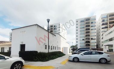 Departamento de Lujo en El Refugio | Torres Marbella | 3 Recámaras y Amenidades Premium