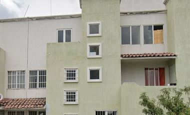 CASA EN VENTA, EN SENDERO DEL LOBO