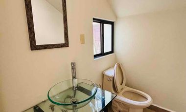 Casa con alberca y jardín privados en Fracc