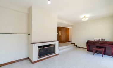 VENTA CASA CON JARDIN 4 RECAMARAS AMPLIOS ESPACIOS JARDINES BELLAVISTA