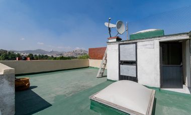 VENTA CASA CON JARDIN 4 RECAMARAS AMPLIOS ESPACIOS JARDINES BELLAVISTA