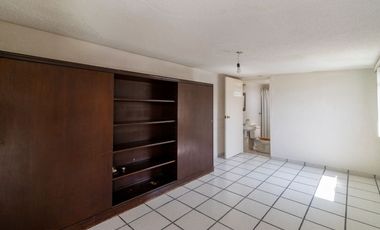 VENTA CASA CON JARDIN 4 RECAMARAS AMPLIOS ESPACIOS JARDINES BELLAVISTA