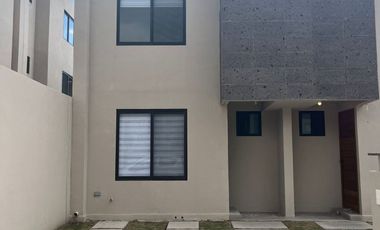 CASA EN RENTA CIUDAD MESETA