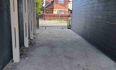 Arriendo casa Para uso habitacional o comercial .Disponible a partir del 30 de Abril  en Maximiliano Uribe casi esquina Avenida Los Notros Puerto Montt.