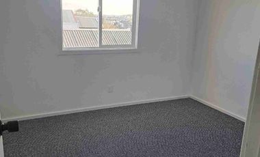 Arriendo casa Para uso habitacional o comercial .Disponible a partir del 30 de Abril  en Maximiliano Uribe casi esquina Avenida Los Notros Puerto Montt.