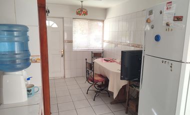 Se vende casa 4d/4b/4estac/1bodega, en Alto Macul