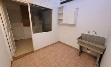 Vendo acogedor departamento en Primer Piso Calle Los Montoneros – Urb. Neptuno