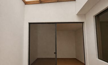 Vendo acogedor departamento en Primer Piso Calle Los Montoneros – Urb. Neptuno