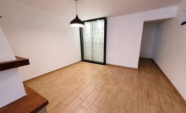 Vendo acogedor departamento en Primer Piso Calle Los Montoneros – Urb. Neptuno