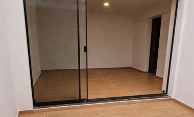 Vendo acogedor departamento en Primer Piso Calle Los Montoneros – Urb. Neptuno