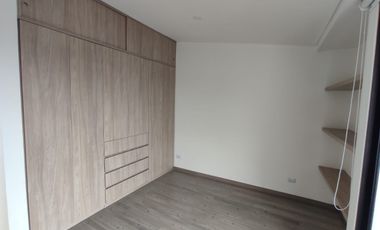 SE ARRIENDA HERMOSA CASA CONJUNTO GERONA - VDA CERCA DE PIEDRA
