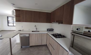 SE ARRIENDA HERMOSA CASA CONJUNTO GERONA - VDA CERCA DE PIEDRA