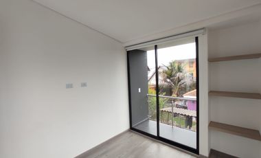SE ARRIENDA HERMOSA CASA CONJUNTO GERONA - VDA CERCA DE PIEDRA